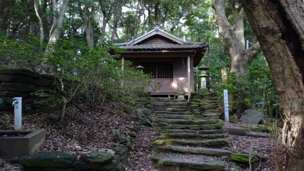 枯松神社（日本に３か所しかないと言われるキリシタン神社）